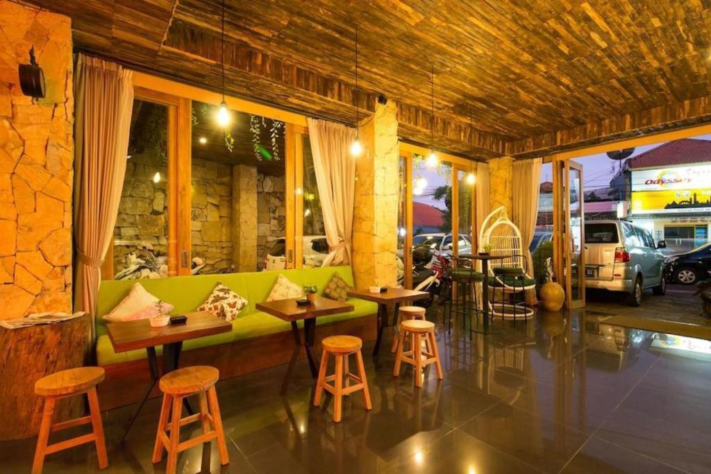 Hadi Poetra Hotel Kuta  Luaran gambar