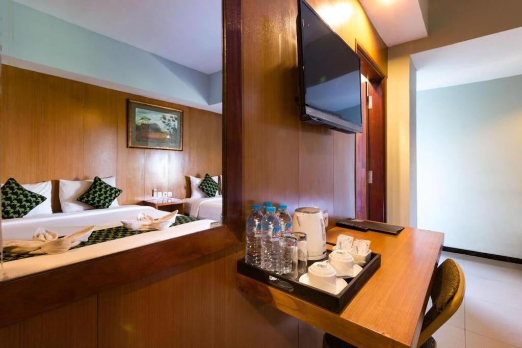 Hadi Poetra Hotel Kuta  Luaran gambar